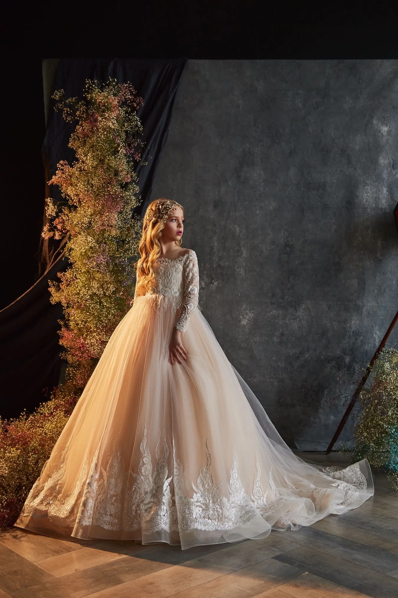 3212 Elegant Classic Ball Gown For Girls