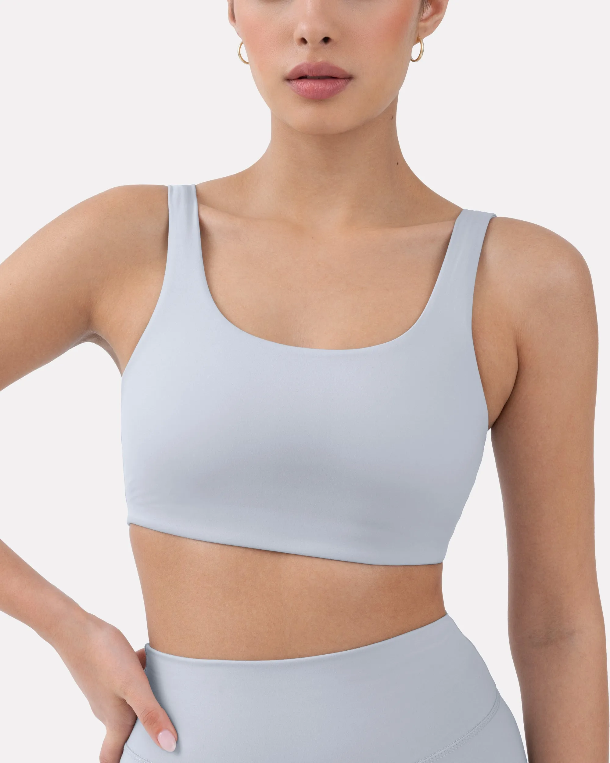 Athleisure Scoop High-Support Sports Bra