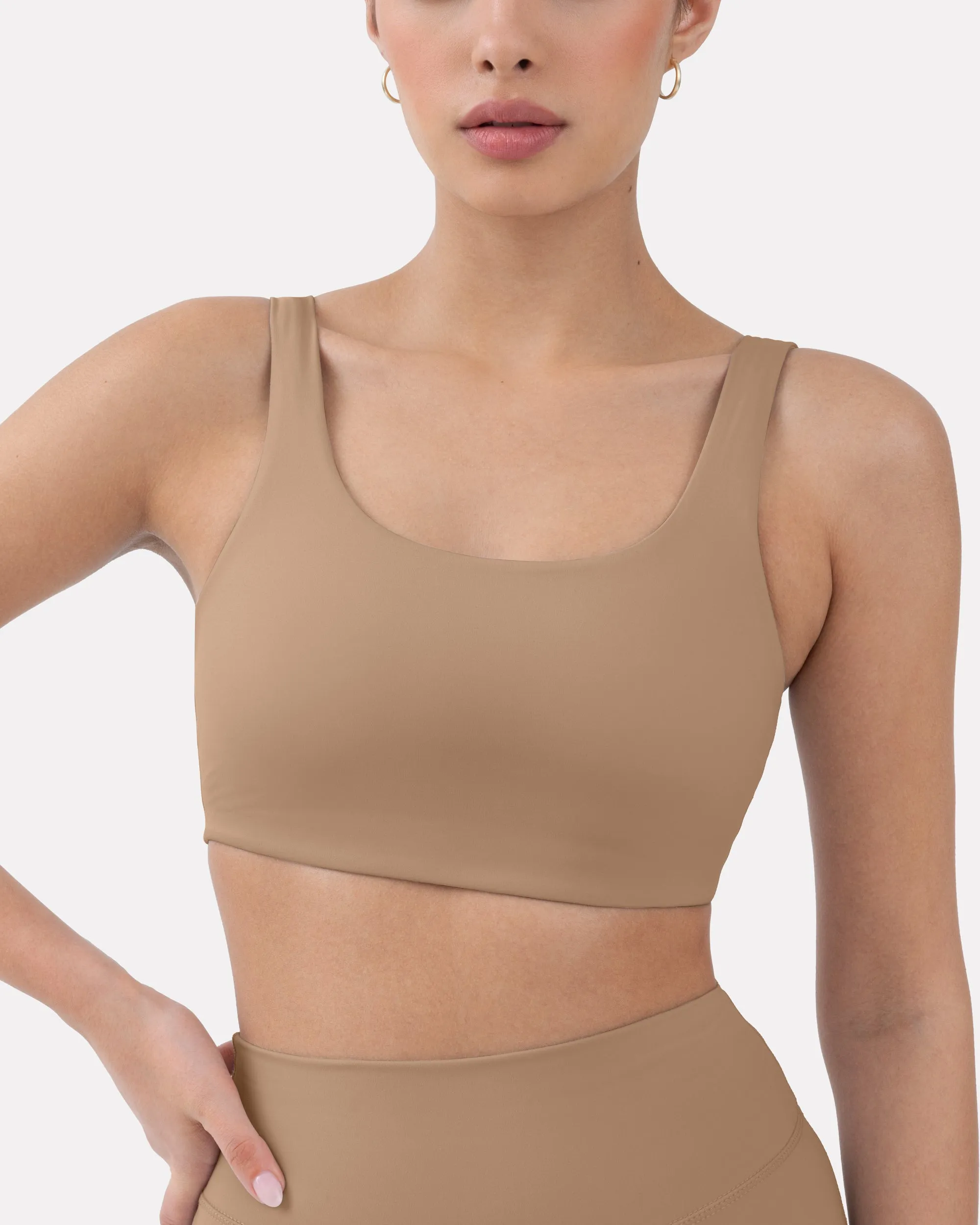 Athleisure Scoop High-Support Sports Bra