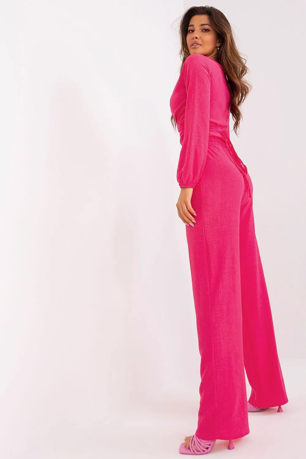 Casual set consisting of a blouse and pants
