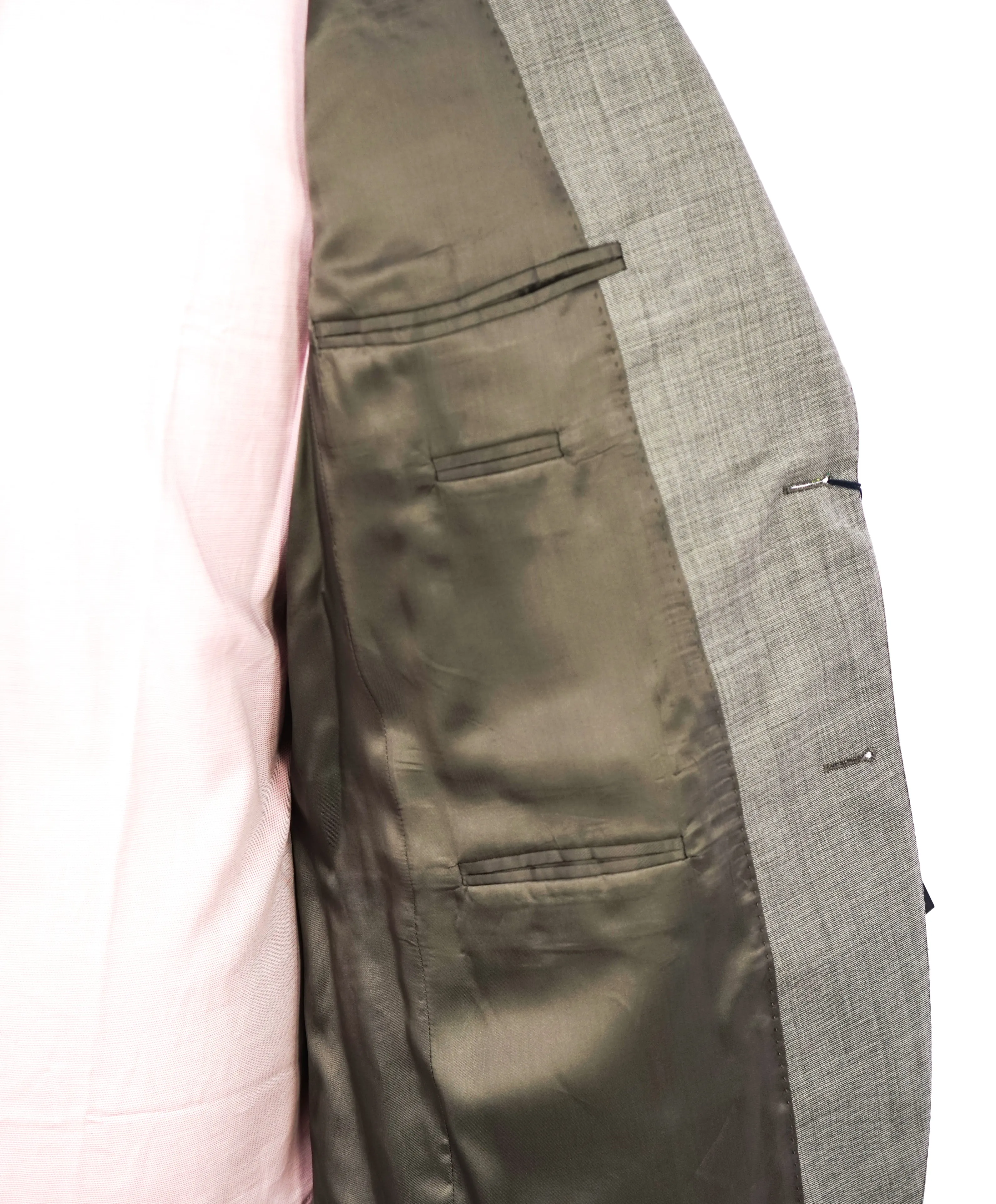 ERMENEGILDO ZEGNA - "Classic" SAKS FIFTH AVENUE Gray Textured Suit - 40R