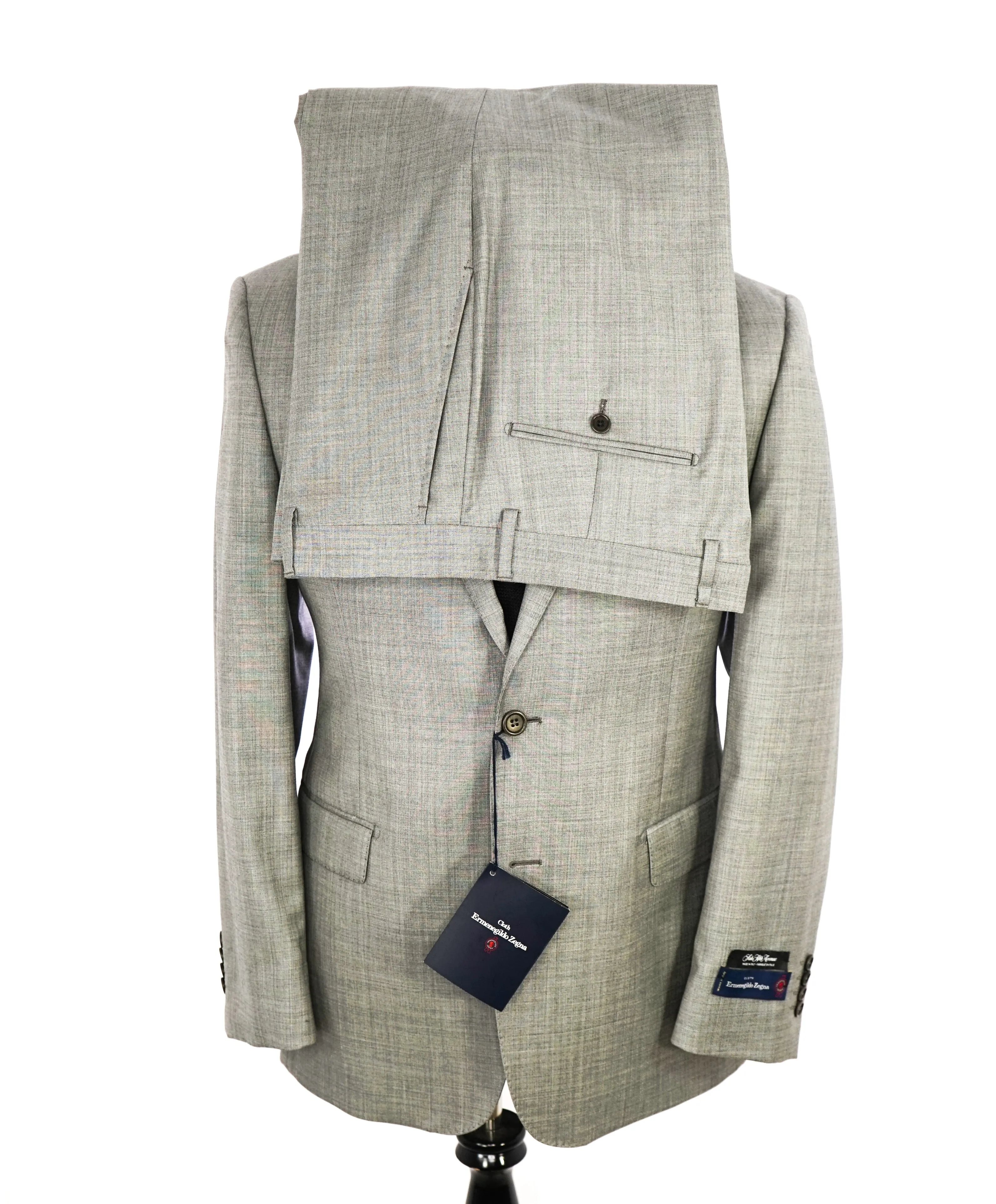 ERMENEGILDO ZEGNA - "Classic" SAKS FIFTH AVENUE *SILK* Gray Suit - 48R