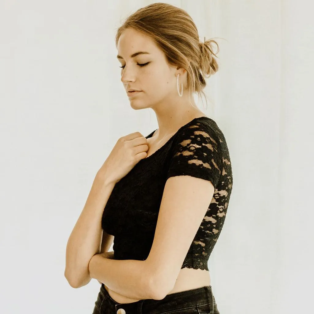 Harlow Resin Thin Hoop