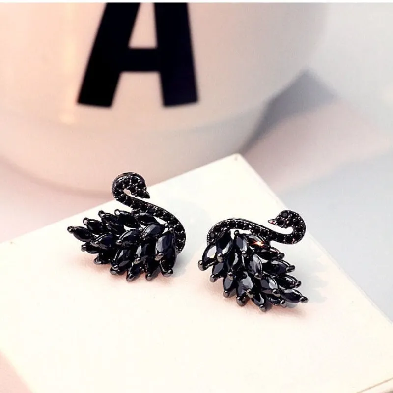 Luxury Black Swan Stud Earrings Personality Women Wedding Jewelry