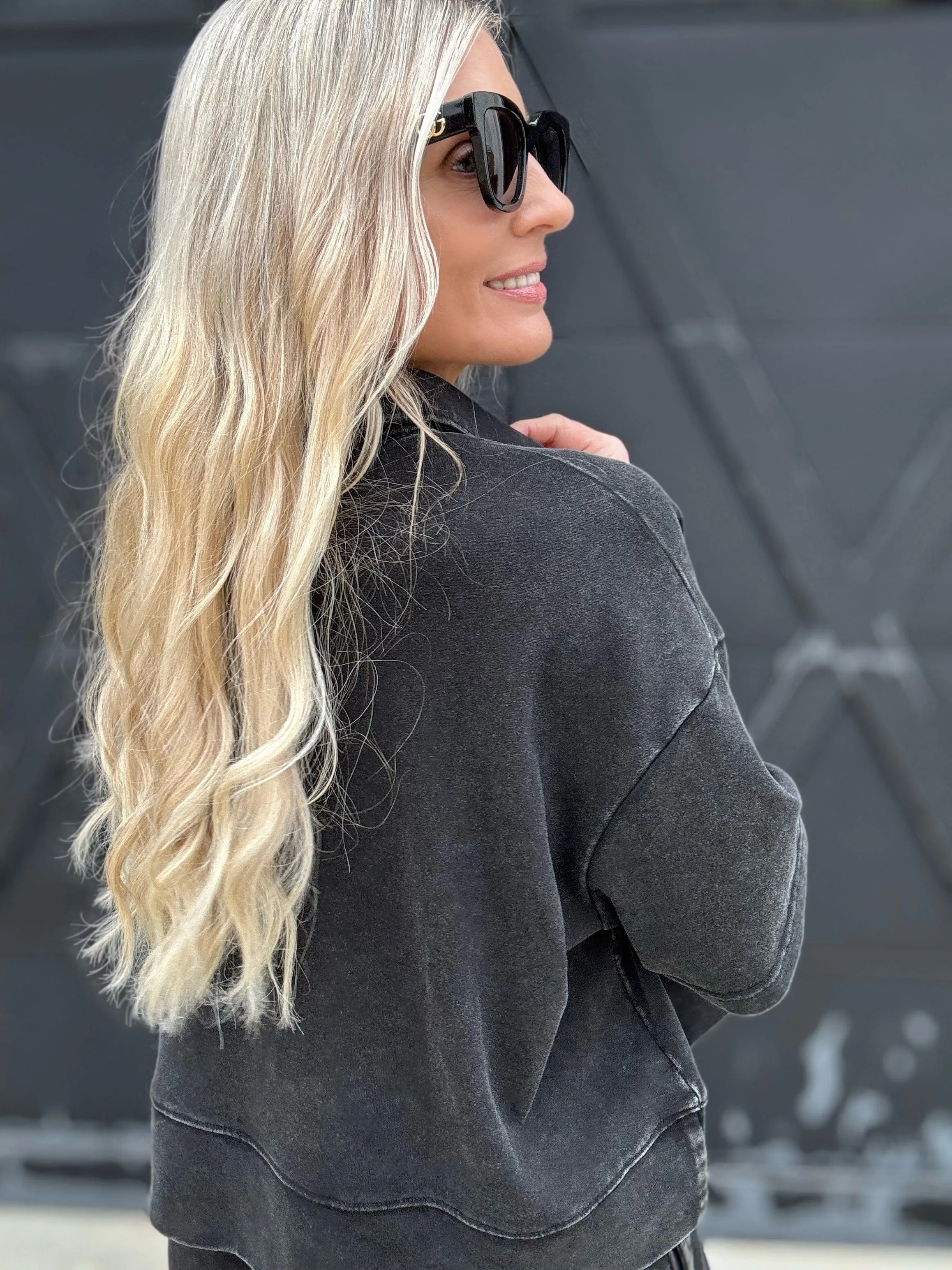Mineral Washed Cotton Slit Crop Top In Black