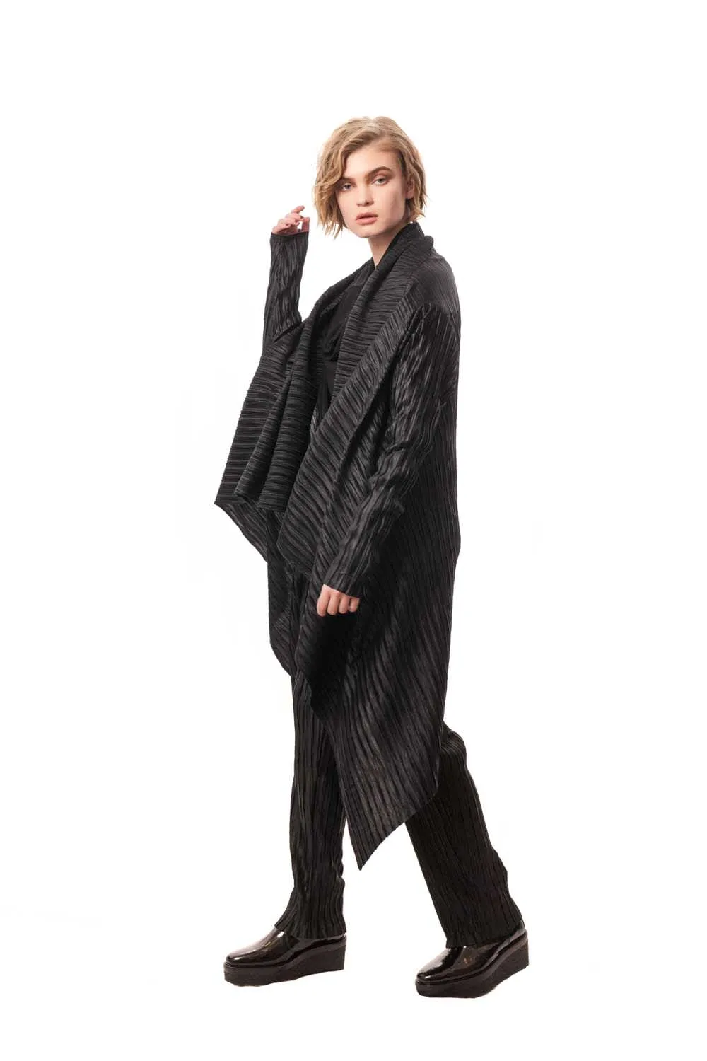 Minori Pleated Peg Leg Pants
