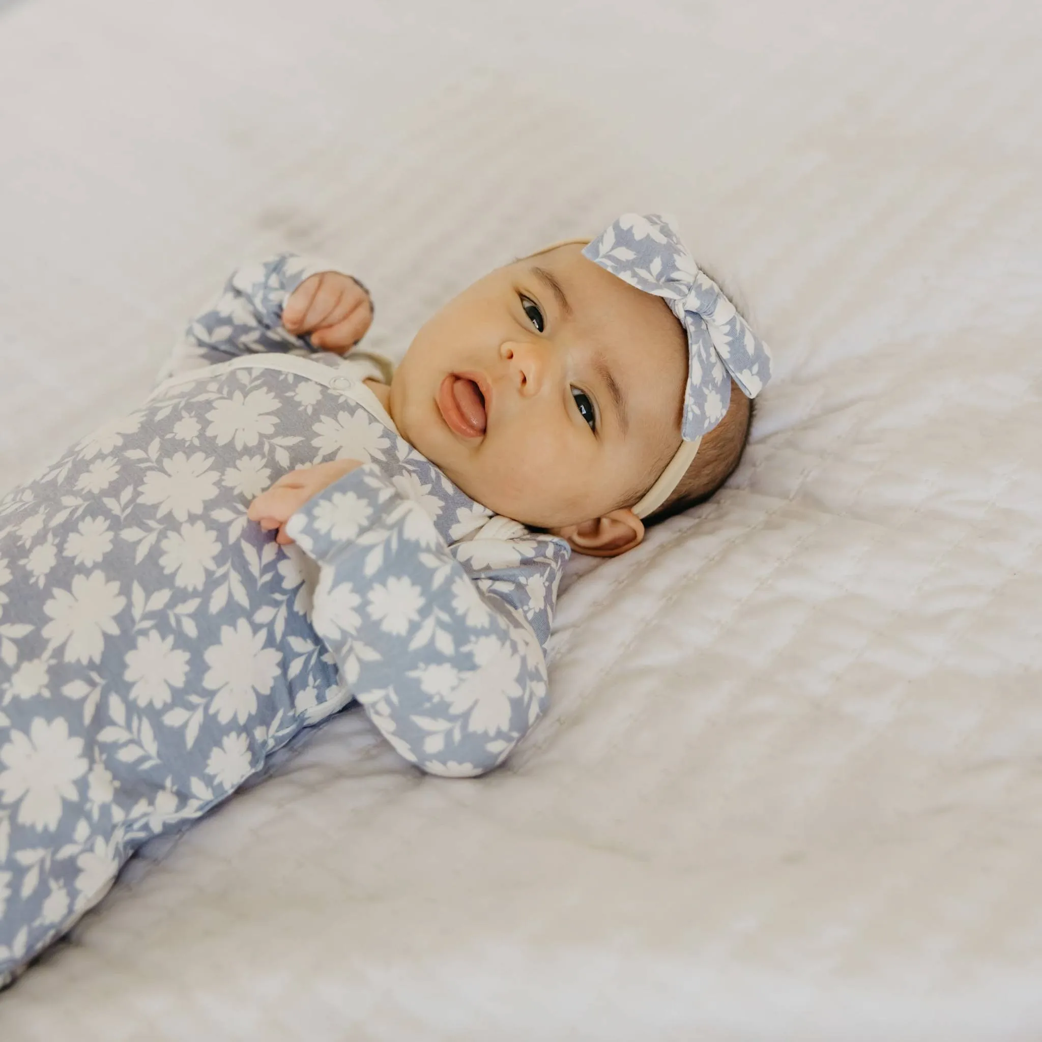 Newborn Knotted Gown - Lacie