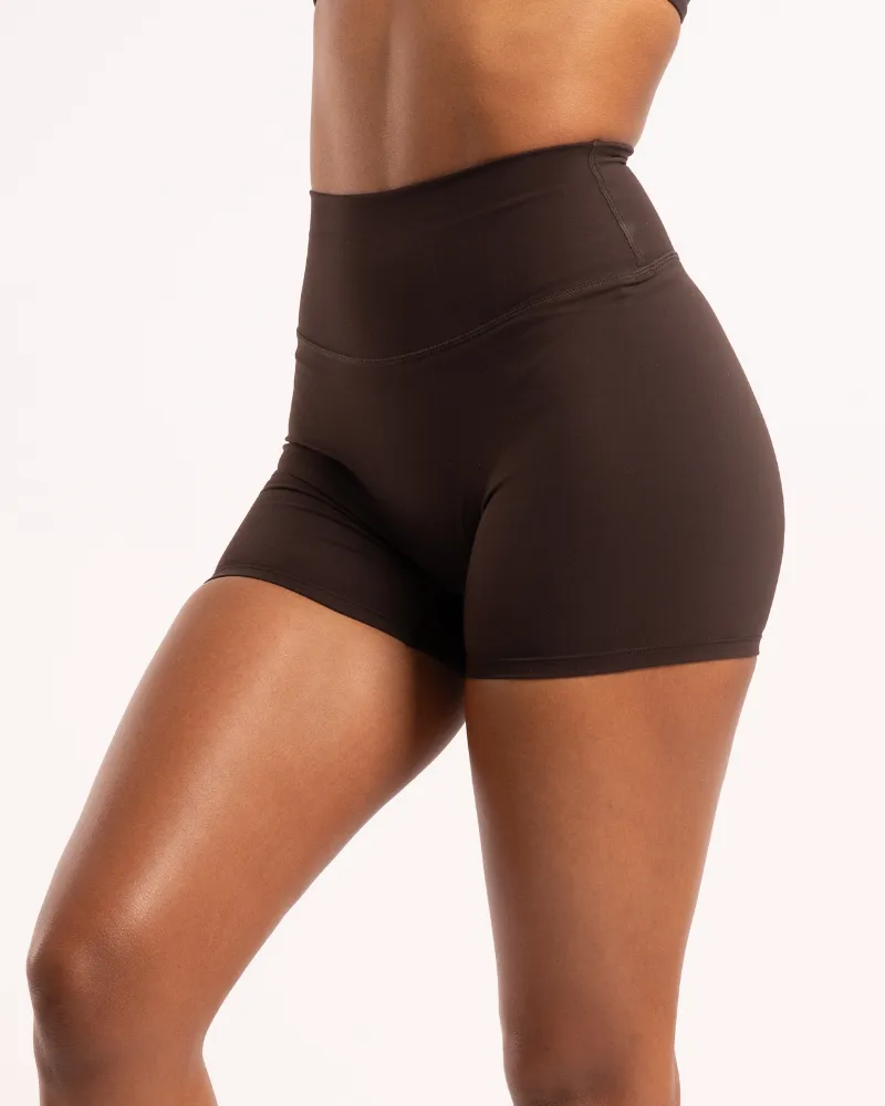 Not Your Basic Shorts - Chocolate (Invisible Scrunch)