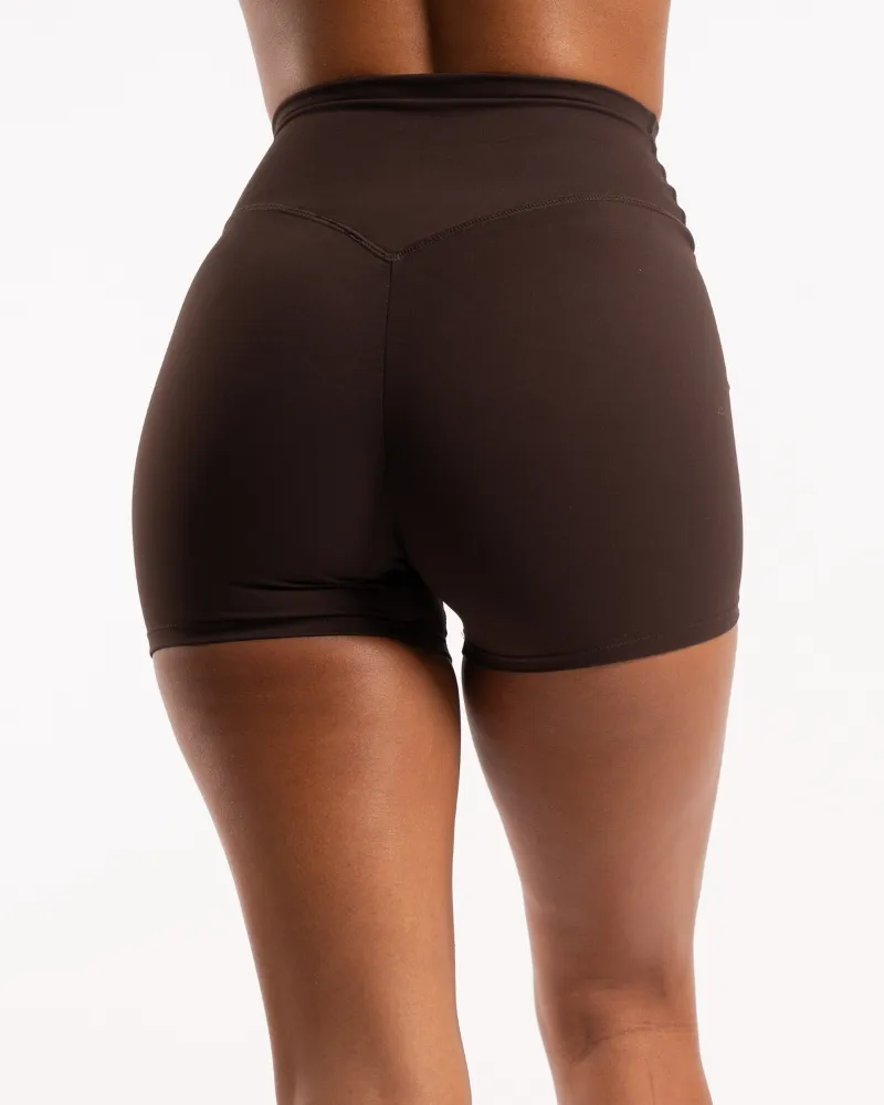 Not Your Basic Shorts - Chocolate (Invisible Scrunch)