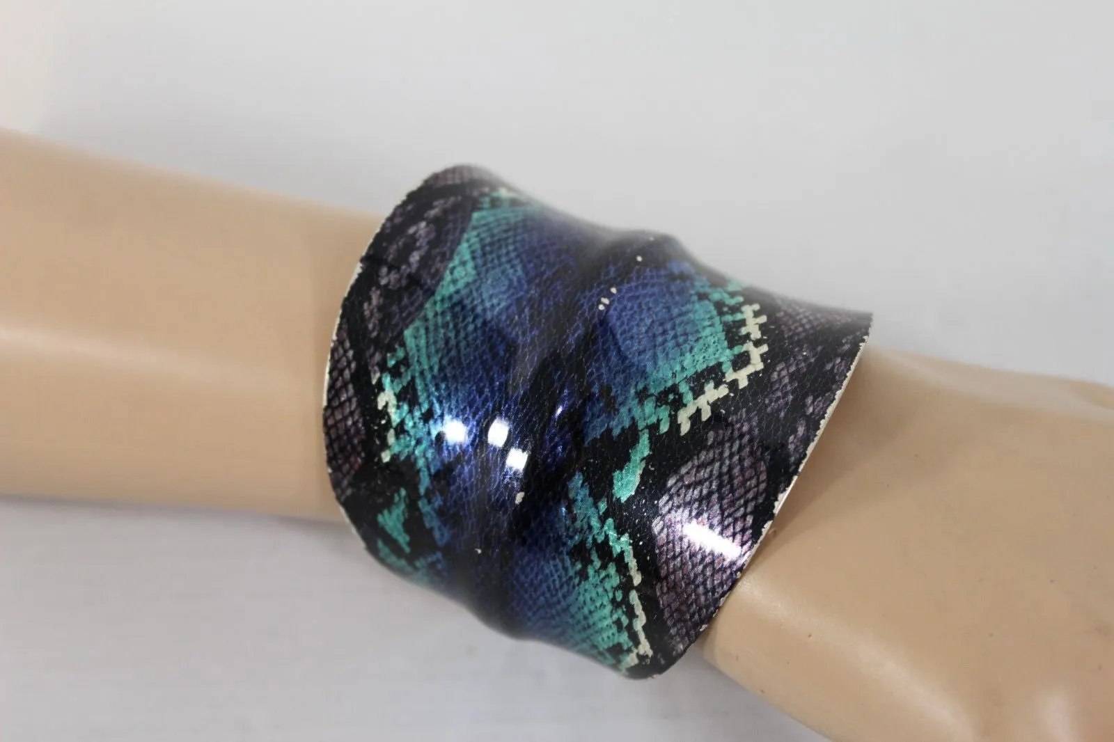 Silver Metal Cuff Bracelet Bangle Snake Blue Black Teal Print