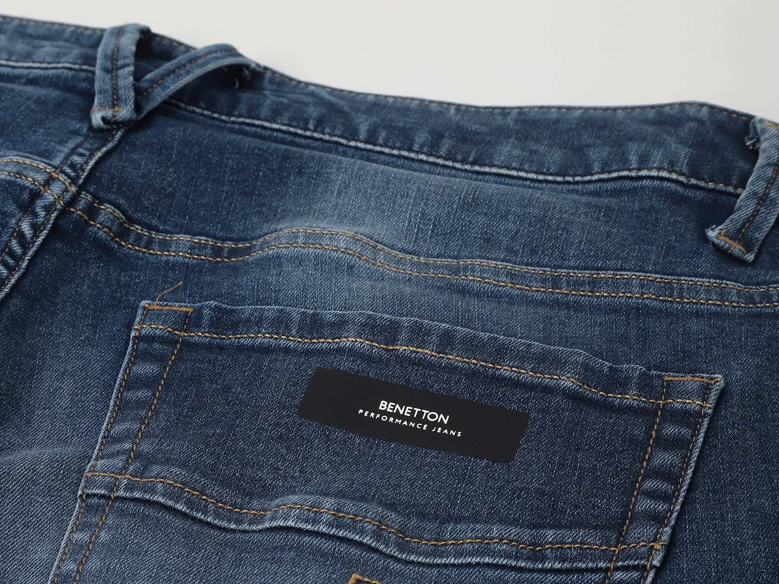 Solid Pattern Slim Fit Jeans