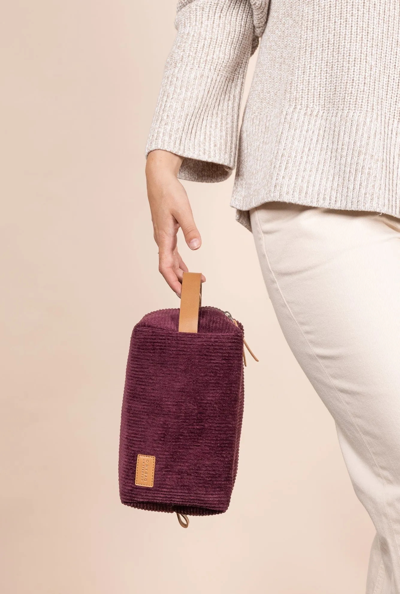 Ted Large Corduroy & Vegan Apple Leather Travel Case | Burgundy