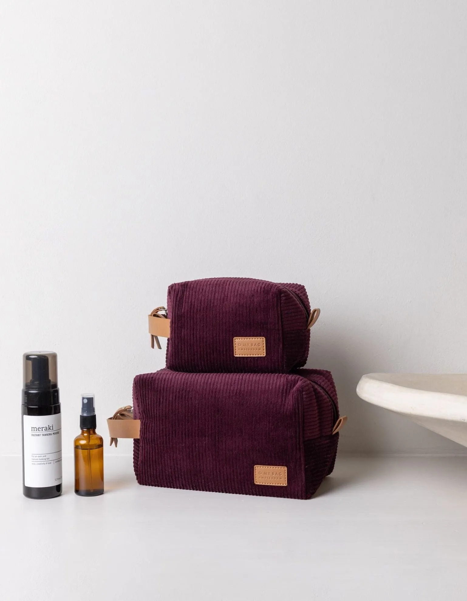 Ted Large Corduroy & Vegan Apple Leather Travel Case | Burgundy