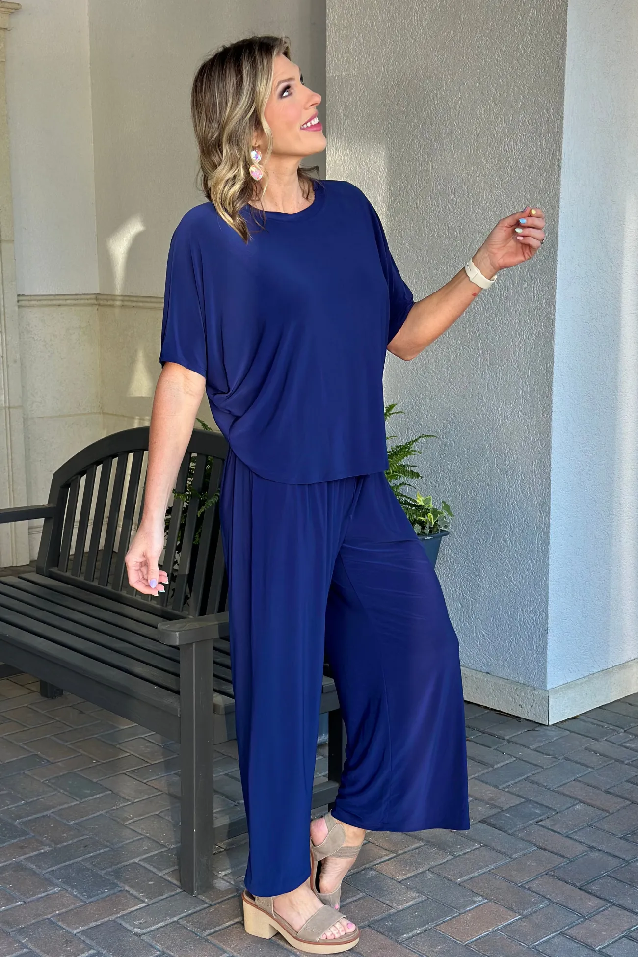 TPN Casual Vibes With A Touch Of Effortless Style Set in Navy