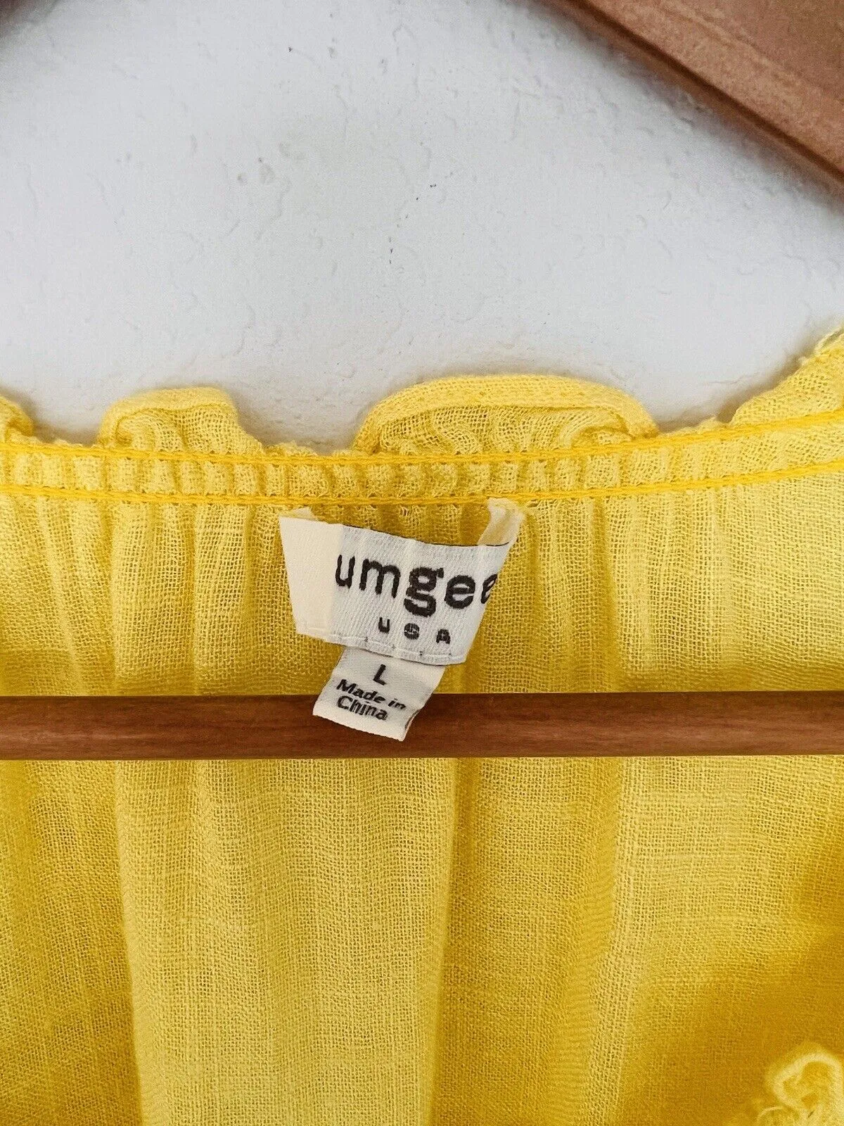 UMGEE Bright Yellow Top Sz L Balloon Sleeves Linen Blend Lightweight Pullover