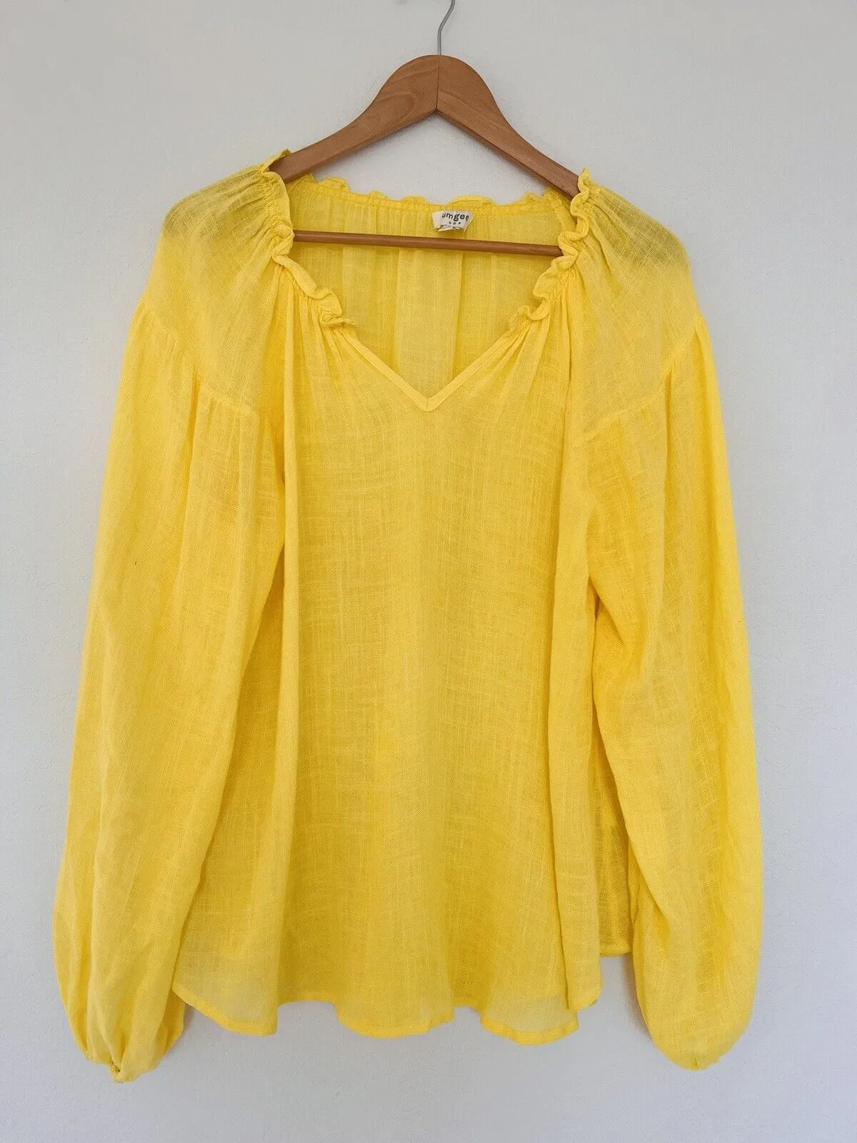 UMGEE Bright Yellow Top Sz L Balloon Sleeves Linen Blend Lightweight Pullover