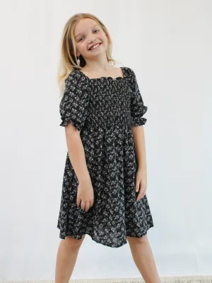 VERO GIRLS SMOCKED DRESS