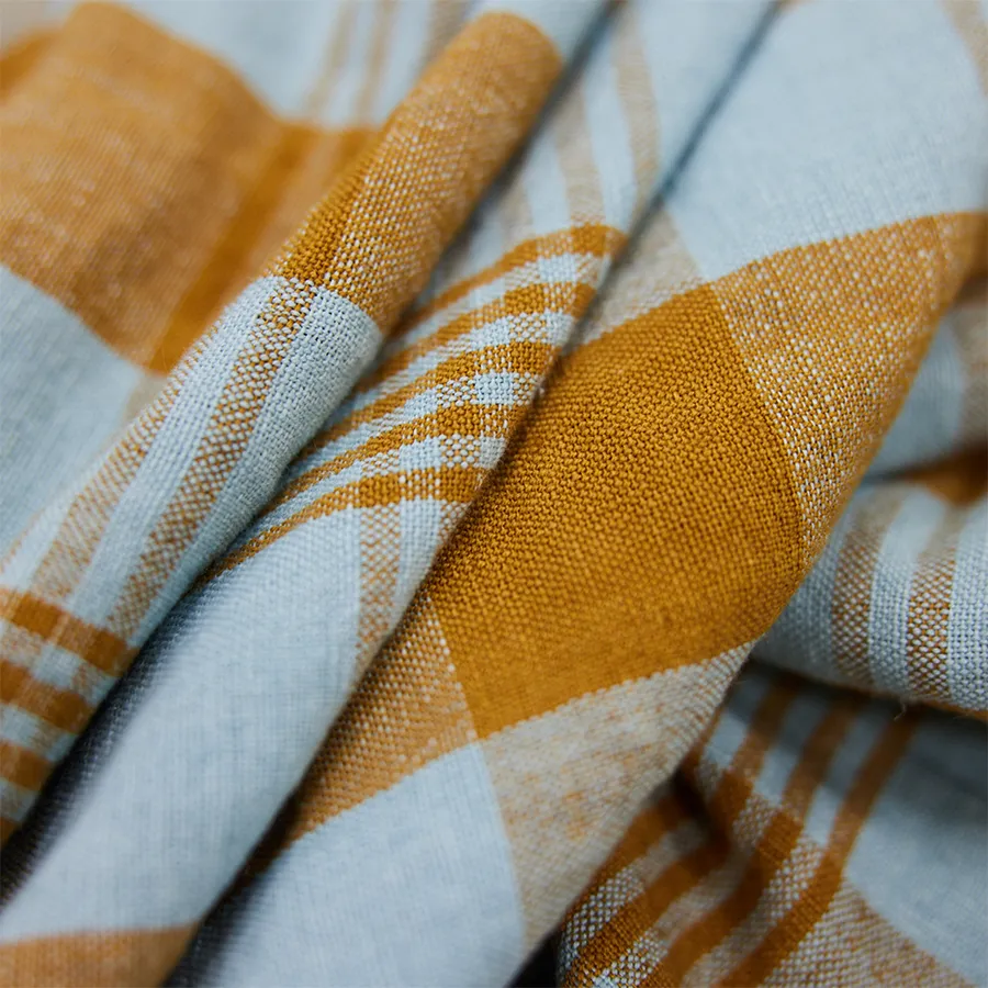 Vida Check Table Cloth - Amber /Blue